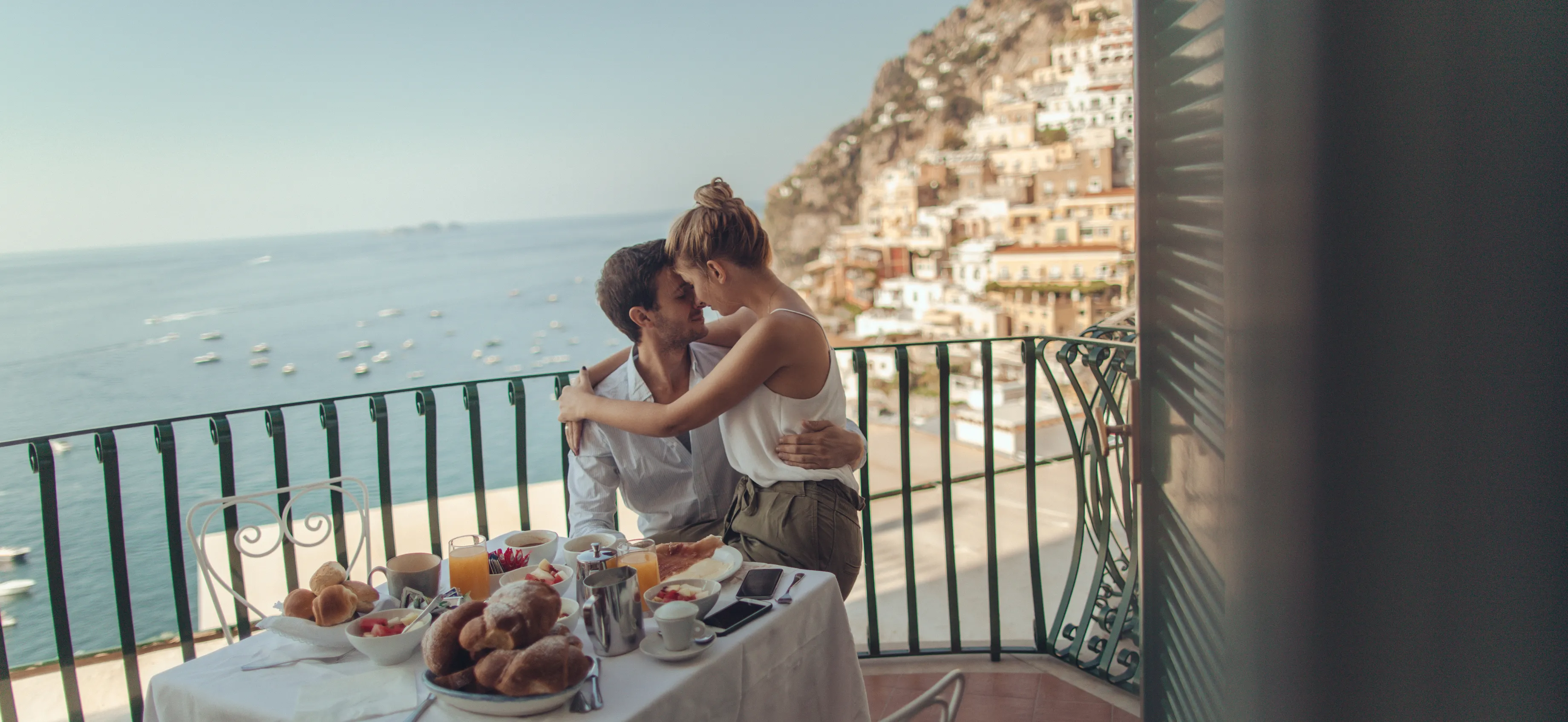 Honeymoon And Anniversary Holidays 