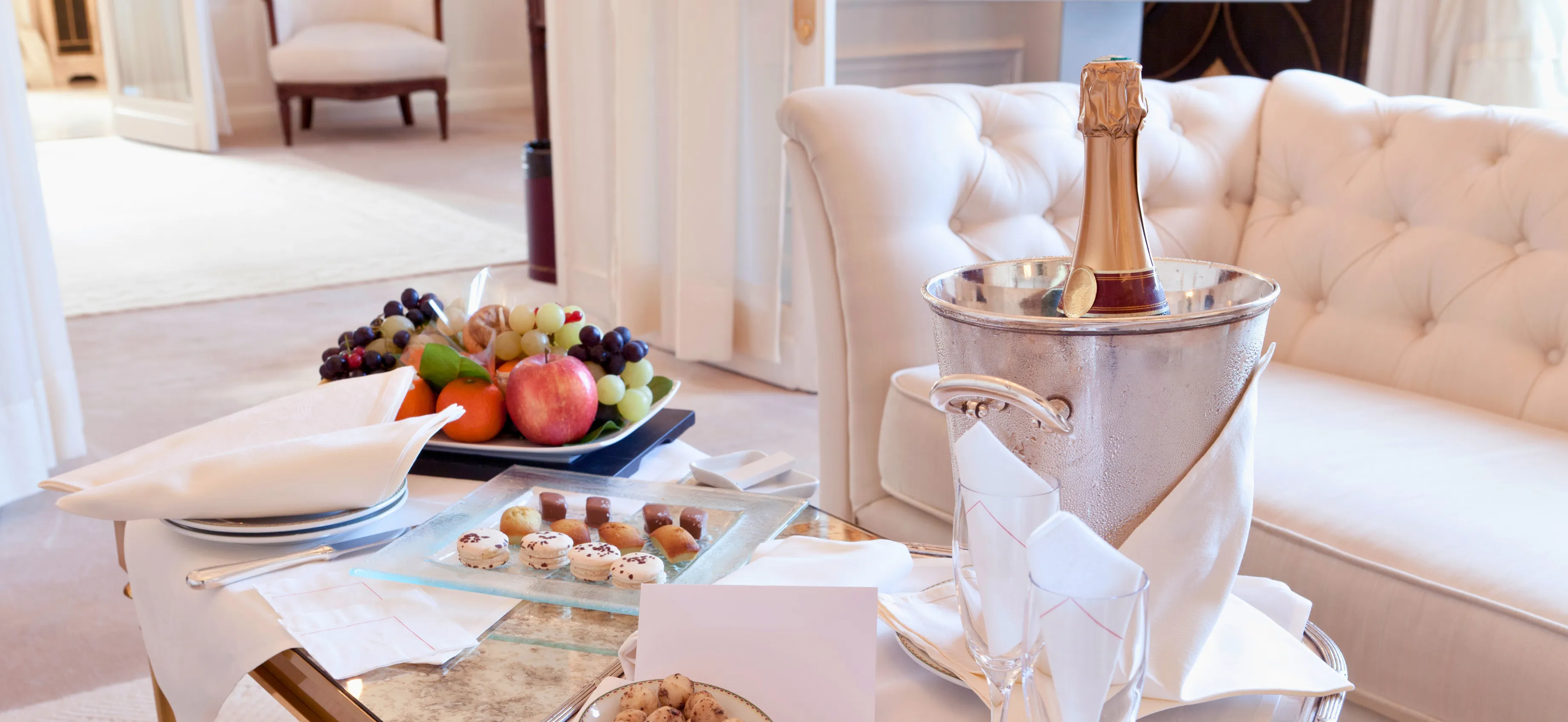 Honeymoon And Anniversary Holidays 